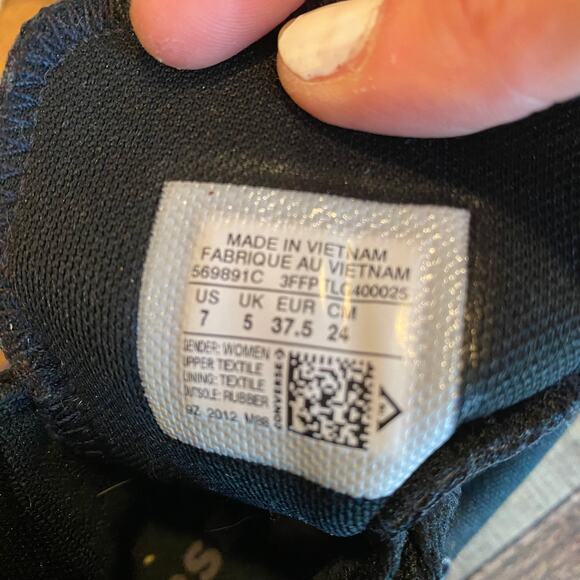 Converse Ctas Chuck Taylor Lugged High Black Sneaker Size 7 - Picture 10 of 10